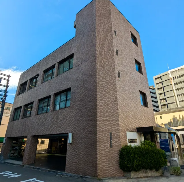 会社の外観写真